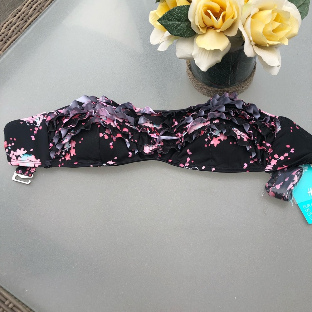 H&M bandeau top with removable straps size 12 NWT